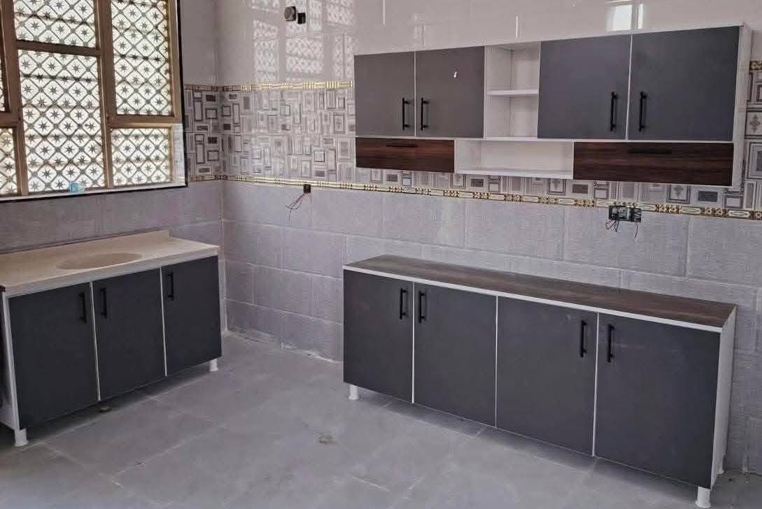 كاونتر ارضي وملحق مترين وسنك متر و20. لبيع ب270
متوفر توصيل الكل المحافظات اللحجز تواصل خاص


**إذا كنت صاحب هذا الإعلان وتريد حذفه لأي سبب، رجاءا أرسل رسالة إلى الدعم الفني**