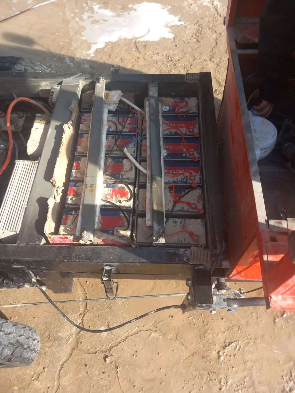 السلام عليكم عندي ستوته شحن للبيع موديل 2025،  12بطاريات يقرن 11،  32 انبير كلشي نظيفه عله الفحص بصمه كهربائية كله شغال ابلوتوث شاشه تغره العطل سرعته 55 العنوان ابوغريب 
السعر مليون و300 وبيه مجال الاستفسار ***********
