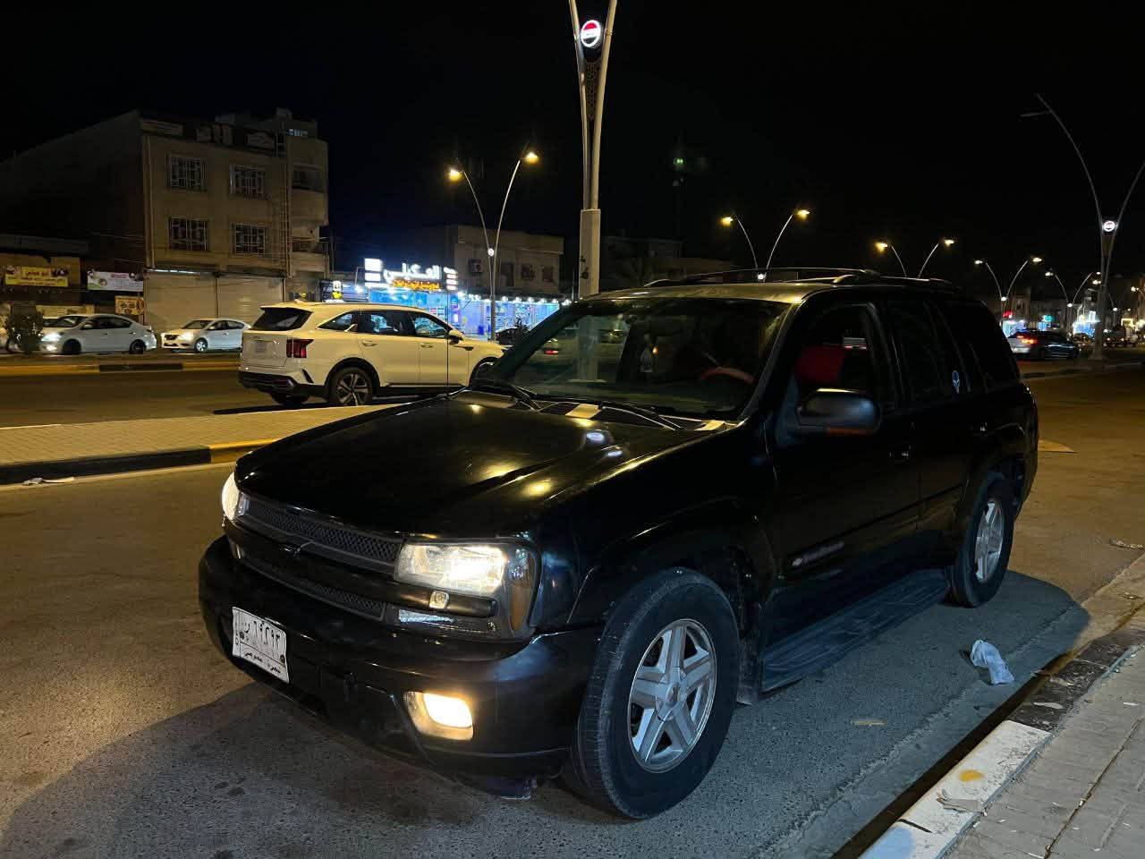 ‎بلايزر للبيع موديل 2001 بدون حادث
‎لون اسود اصل زيتوني مصبوغه جماليه
‎داخل دوشم احمر رياضي
‎كشنات جلد تدفئه 
‎تبريد ثلج مع قطعتين خلفيات
‎تحكم كراسي وخرن 
‎شاشه لمس فول مواصفات
‎كزوزت رياضي
‎سياره قويه
‎نظام ABS 
‎نظام مانع انزلاق تراكشن
‎تسجيل صوتي داخل السياره مع حساسات صوت 
‎اكسل جديد
‎محرك كفاله
‎كير كفاله
‎تثبيت سرعه وبيها مواصفات تكلك شكد تمشي التفويله والجناي يعرف 
‎بيها تحكم ستيرن 
‎شرط التحويل السياره باسمي
‎سنويه تنتهي ب2027
‎السياره كامله ورسميه كلشي أصولي 
‎رقم بصره باسمي
‎باب الصندوق مبدله شرط LTZ 
‎السياره تو ويل 
‎وياها سبويلر وبعض الامور
‎سماعات تاهو 
‎كلشي شغال بيها 
‎السياره بيها جراد ببعض الاماكن تجي وتشوف بعينك 
‎السياره كلشي شغال بيها ما عدى الفور ويل والجامه الي خلف السايق
‎للاستفسار الاتصال او المراسله على الواتساب على الرقم *********** 
***********
‎سعرها 79 وبيها مجال للطيبين شراي ادخل 
‎وانا بخدمتك مكاني بصرة ابو الجوزي
