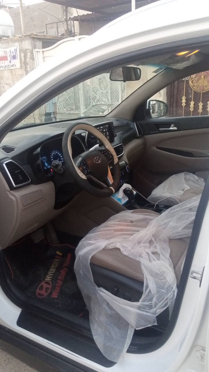 السلام عليكم
توسان 2020 خليجي كاصدسايدبريك برجل
السياره فول عده البنورامه كفاله عامه مكاني بغداد 
السعر 205 اوبيهه مجال ذ***********
