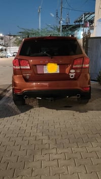 دوج حوراني مكينه 6سلندر3600المقاعد5 رقم بصرة بسمي كشنات جلد شاشه كبيرة...