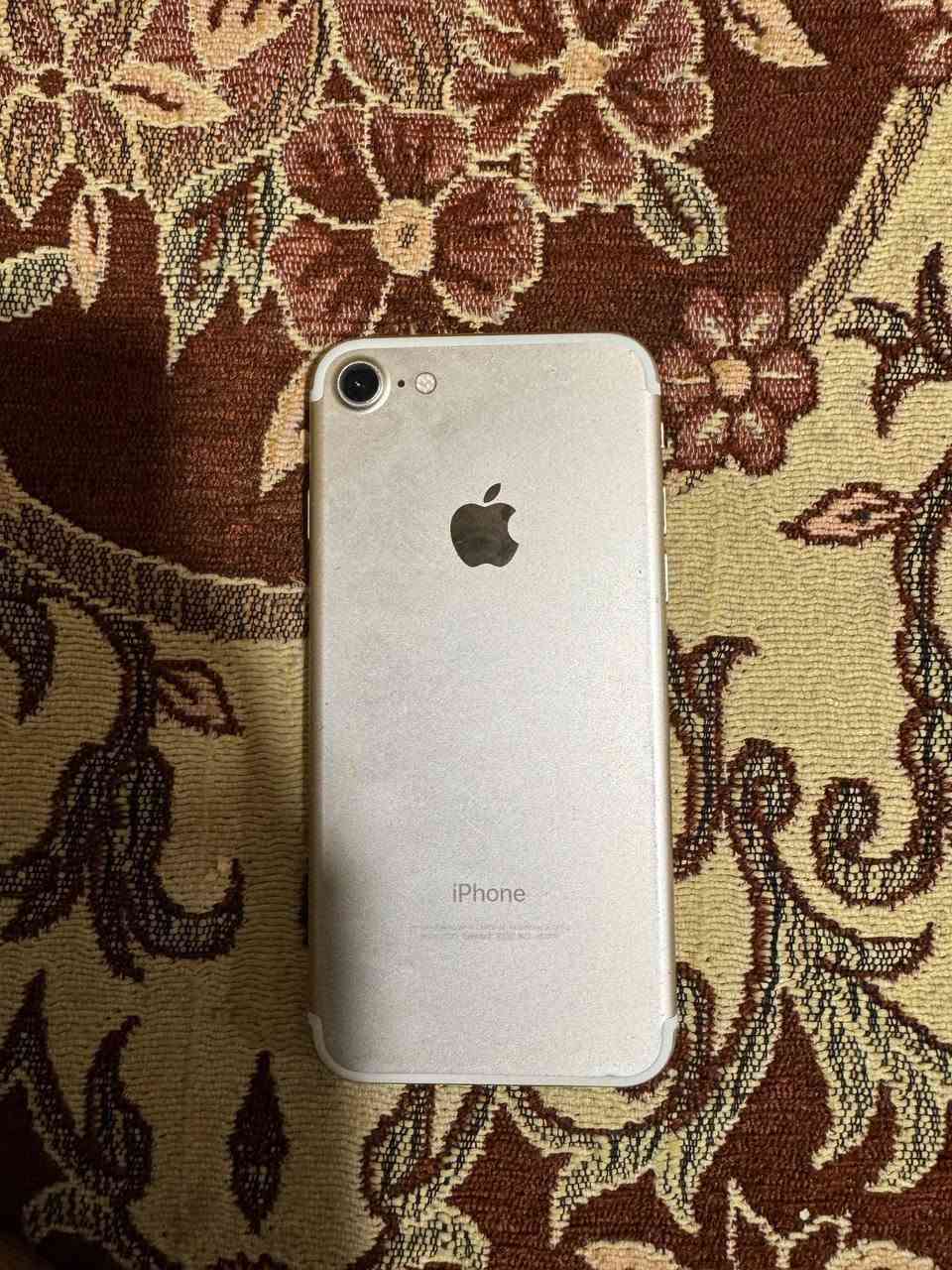 السلام عليكم ايفون 7العادي بطاريه مبدله 100 الشريحه متشتغل
السعر ٤٠ وبي مجال
رقمي *********** واتساب
