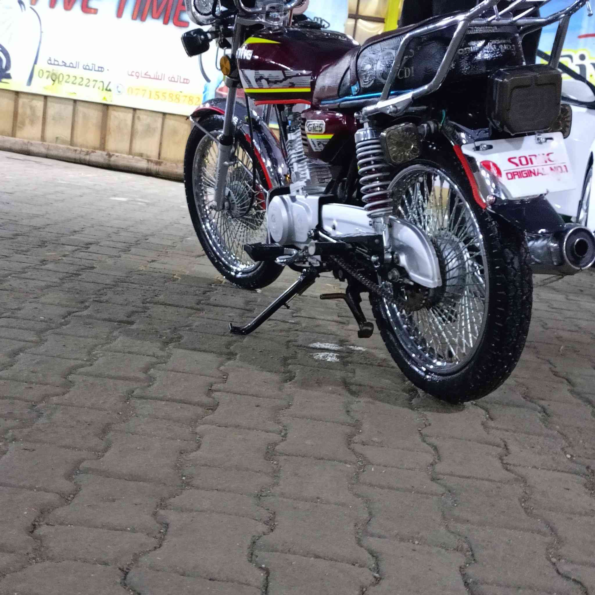 اسلام عليكم دراجة موديل 24 للبيع سعر 600 وبيه مجال  المكان محاويل  الرقم ***********
