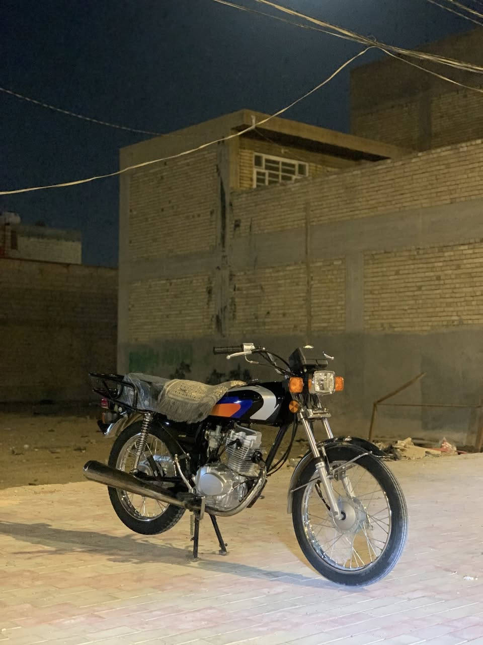 شعندك بوليس مراوس نزل اهمشي مامفتوحه


**إذا كنت صاحب هذا الإعلان وتريد حذفه لأي سبب، رجاءا أرسل رسالة إلى الدعم الفني**