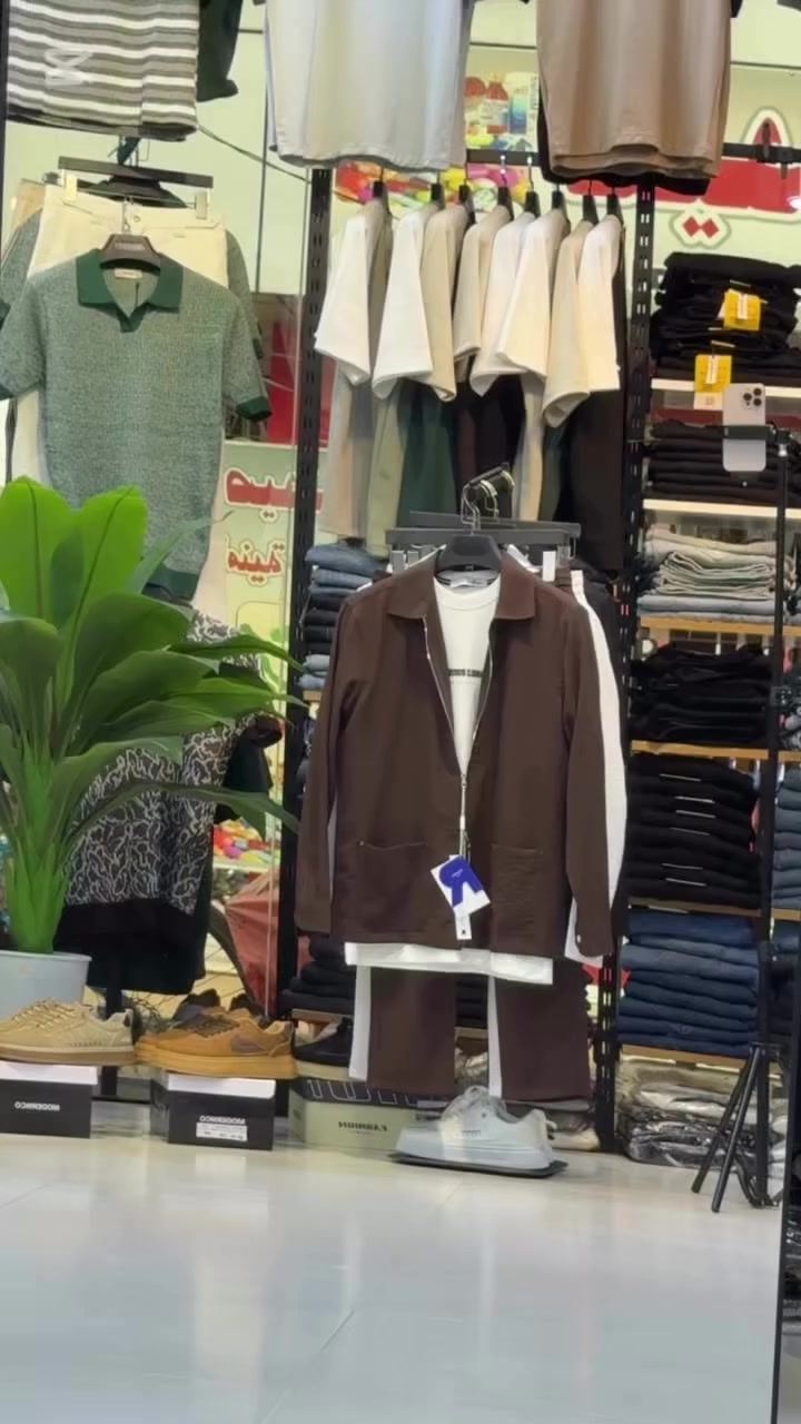 ازياء احمد عامر ديالى
- خانقين _شارع المزرعه
يوجد خدمة توصيل لجميع محافظات العراق
للاستفسار اكثر واتساب ***********
