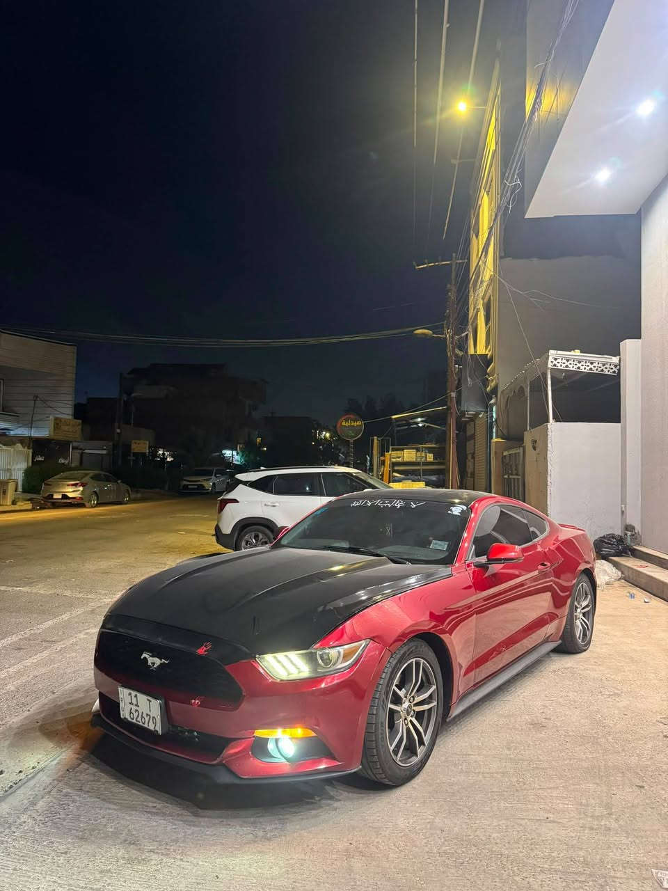 سلام عليكم فورد موستنك ٢٠١٧ ايكو بوستك 
مكينه 2300 تيربو 
تخم تاير جديد 
نوزلات جديده 
بلاكات جديده 
عبوه فيت بم جديده
السياره عليه ادامه كامله
عليه شوته ايرايد 
كروز بورلا 
عطاس
سياره بيه برمجه طلقات 
بيه ملاحضات بسيطه 
السعر ١٠٨$ وبيه مجال
*********** بغداد حي الجهاد
