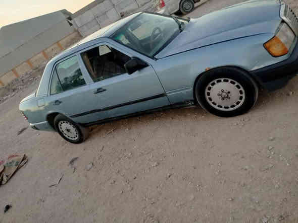 مرسدس دب لبيع اومراوس حسب القناعه محوربطه بيه بكن سعرخاص ***********
