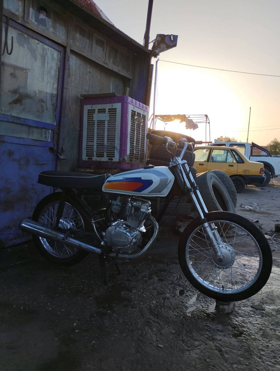 اربعه كير للبيع كلك دراجه مرتبها علا ايدي. صبغ وجبن وترتيبات دراجه بيها دخان قليل  سعر250 الف مجال بصيط للطيبين


**إذا كنت صاحب هذا الإعلان وتريد حذفه لأي سبب، رجاءا أرسل رسالة إلى الدعم الفني**