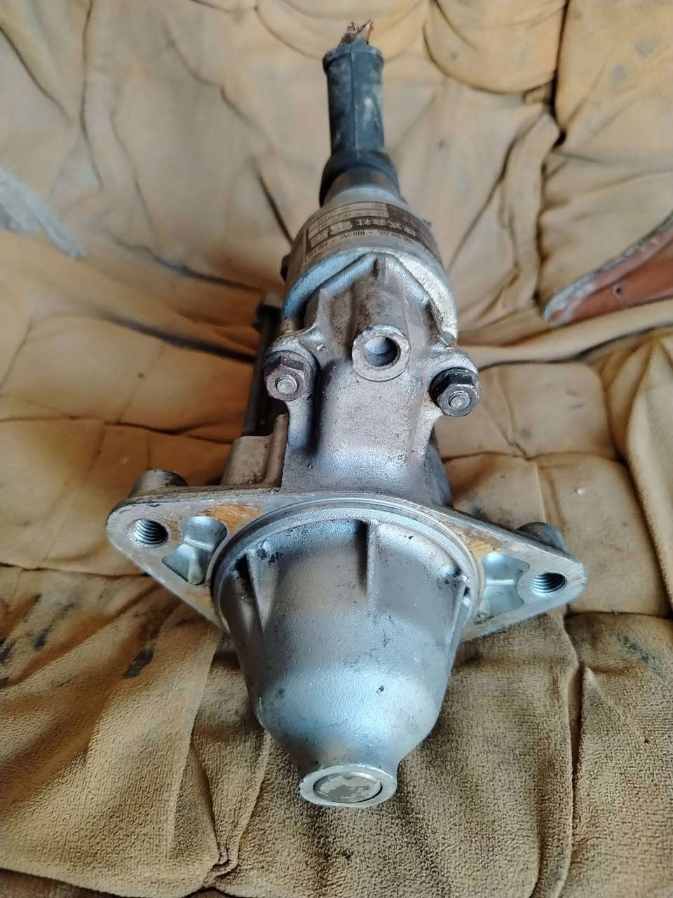 قطع غيار حاوية 
ياباني بطة مارك كرسته راس الثور واي شي تحتاج اتصل 
على *********** واتساب
