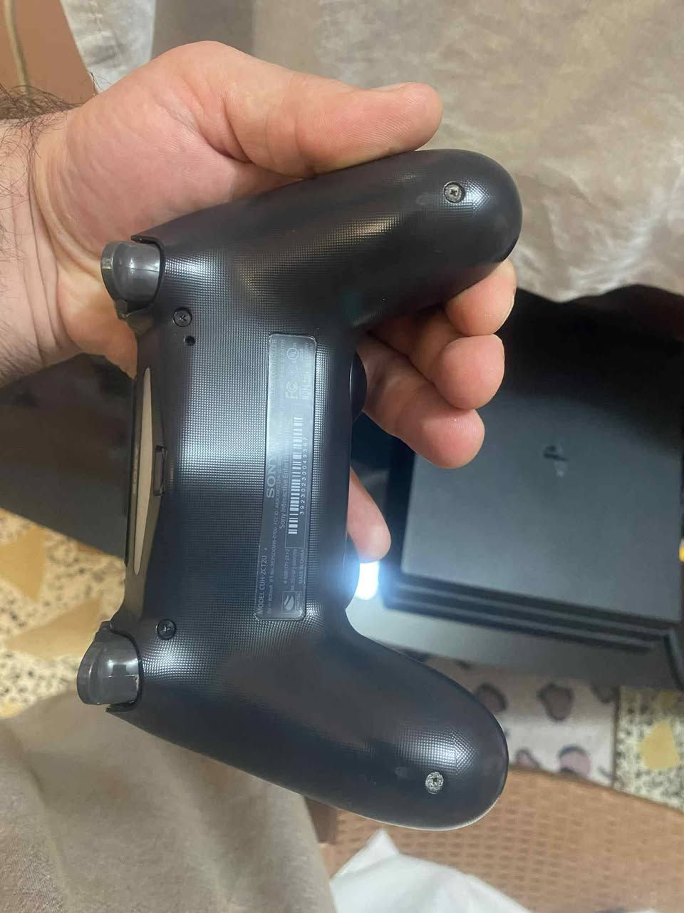 بلي4برو بالكارتون 1تيرا
وياه كيبل كهرباء+كيبل شحن+يده
محدث مره وحده
اون لاين حاليا ويتهكر 
نظامه السابق 12:50
حاليا نظامه13:02
سعره 340 وبي مجال


**إذا كنت صاحب هذا الإعلان وتريد حذفه لأي سبب، رجاءا أرسل رسالة إلى الدعم الفني**
