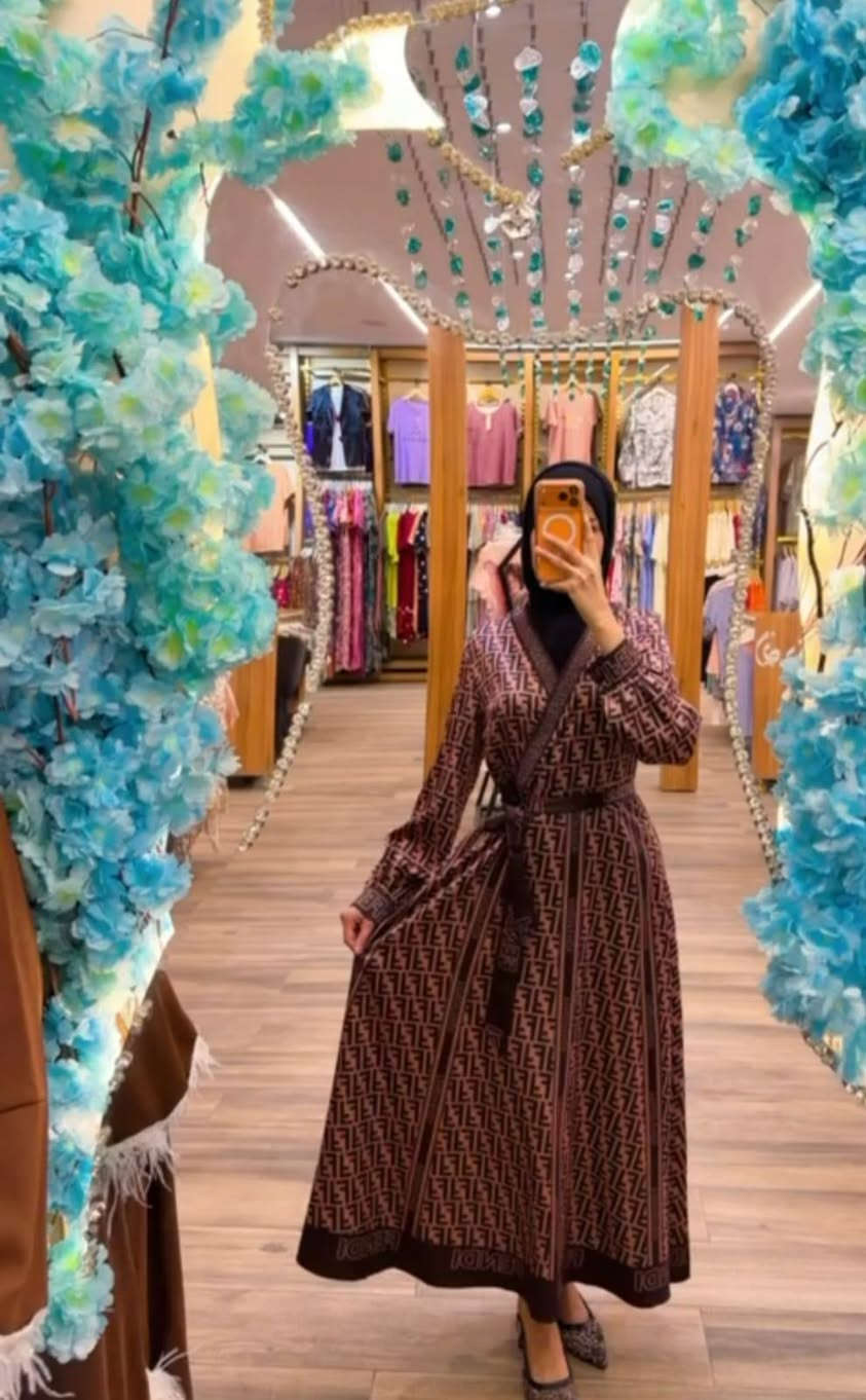 وفرنالكم مجموعة من الستوتات والفساتين الراقية 😍🤍


**إذا كنت صاحب هذا الإعلان وتريد حذفه لأي سبب، رجاءا أرسل رسالة إلى الدعم الفني**