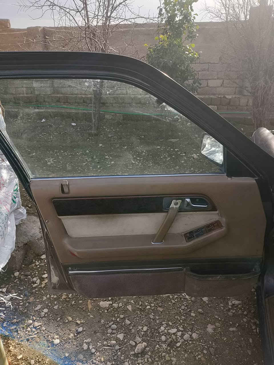 السلام عليكم مازده 89حجم المحرك اربعه نوزل معمر رايمن مشط جديد بدون صبغ سنويه 29شرط اتحويل  كابون بانزين سياره حلوه السعر 30 بيها مجال اتصال ***********
