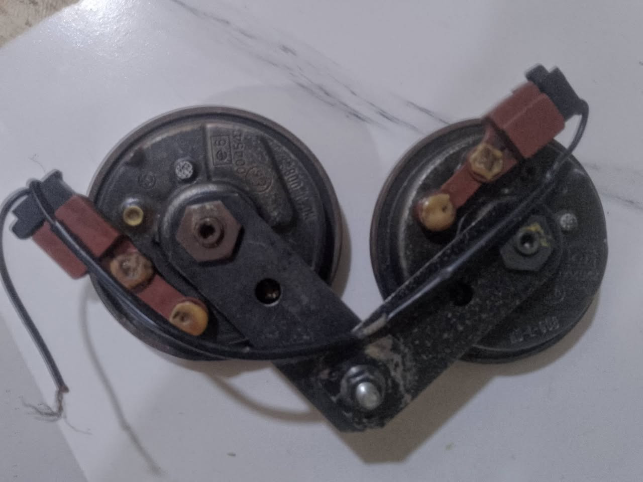 سلام عليكم هورنات سيدان فيشه حمره البيع شرط الدكه  ***********
