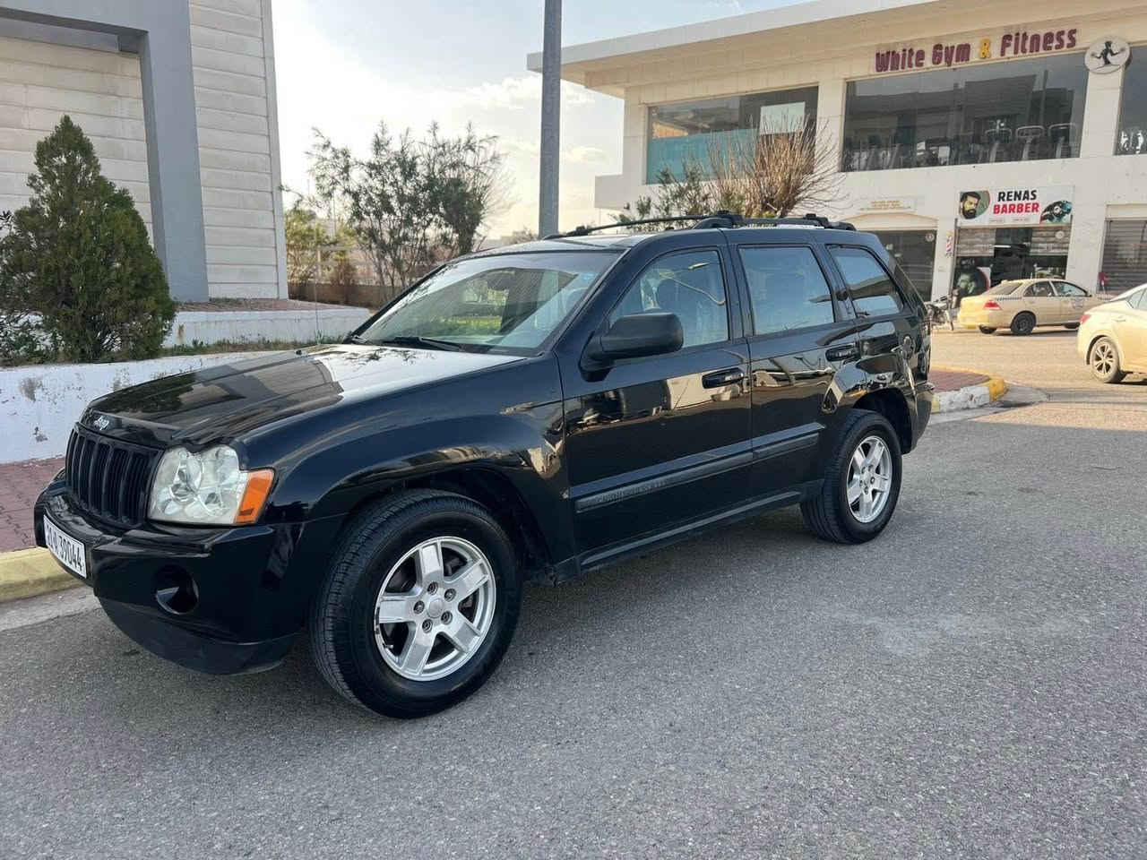 jeep laredo 2007 dabl aksl boyax astur aksl shanse geru makena bashart raqam sanawe tazaia ba nawe xomanawaia boyax sonarim danaua hamui be naw grtna 80 gala majal brayana 0772 996 8480 السليمانية, العراق
