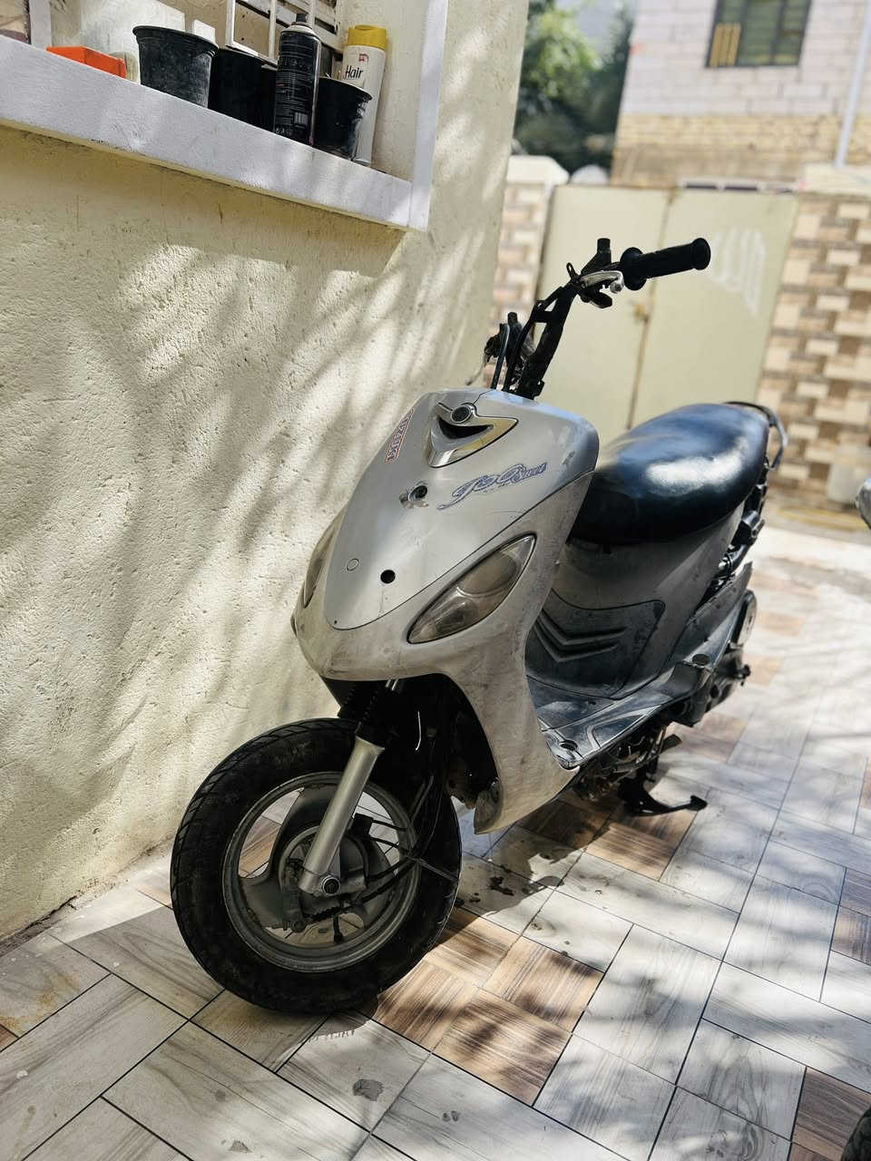 ماكس منغولي للبيع مكينه مامفتوحه شرط الفحص  غراضهه كاملهه كلهن السعر ٧٠٠ وبي مجال قليل *********** رقمي
