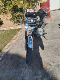 مكلف بلنشر دراجه مديل 25 كهربائيات كلها شغاله بعدها شركه الف دينار مات...