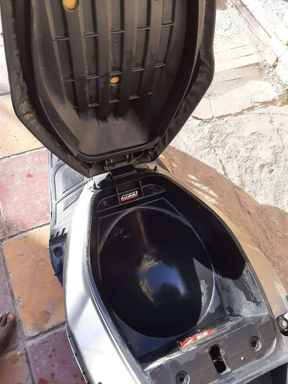 اخوان السلام عليكم ورحمة الله وبركاته  دراجه للبيع نوع (ماكس ) نظيفه السلف شغال  عنواني ناصريه/ شارع ٣٠   قرب مكتب الصدرين للعقار التواصل على هذا الرقم ***********  السعر على الخاص
