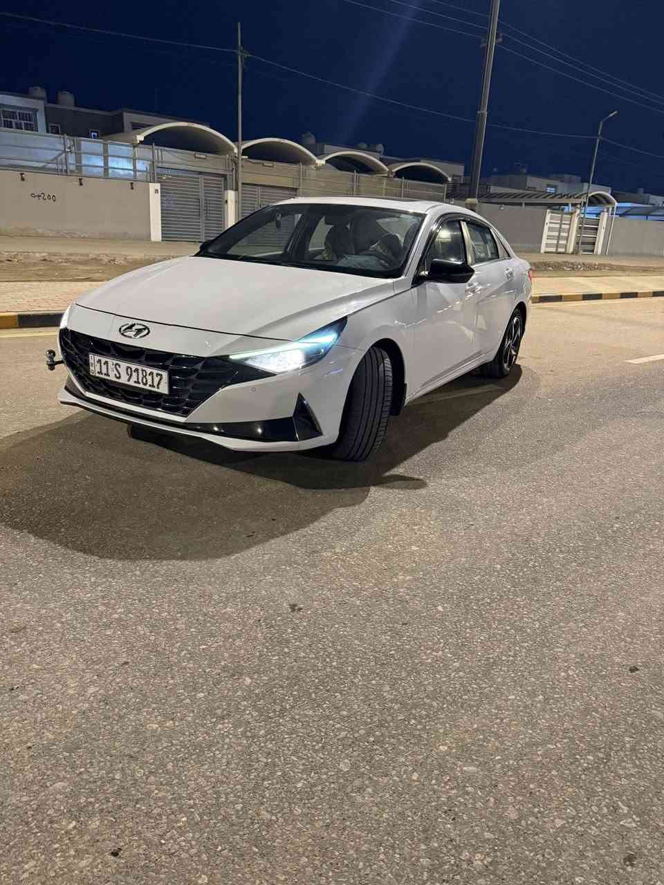 النترا ٢٣ ماشية ٧٦ قابل للزيادة
الضرر الجامغ الخلفي عكس السايق جزء صبغ والجامع الثاني بارد بصيط 
***********
