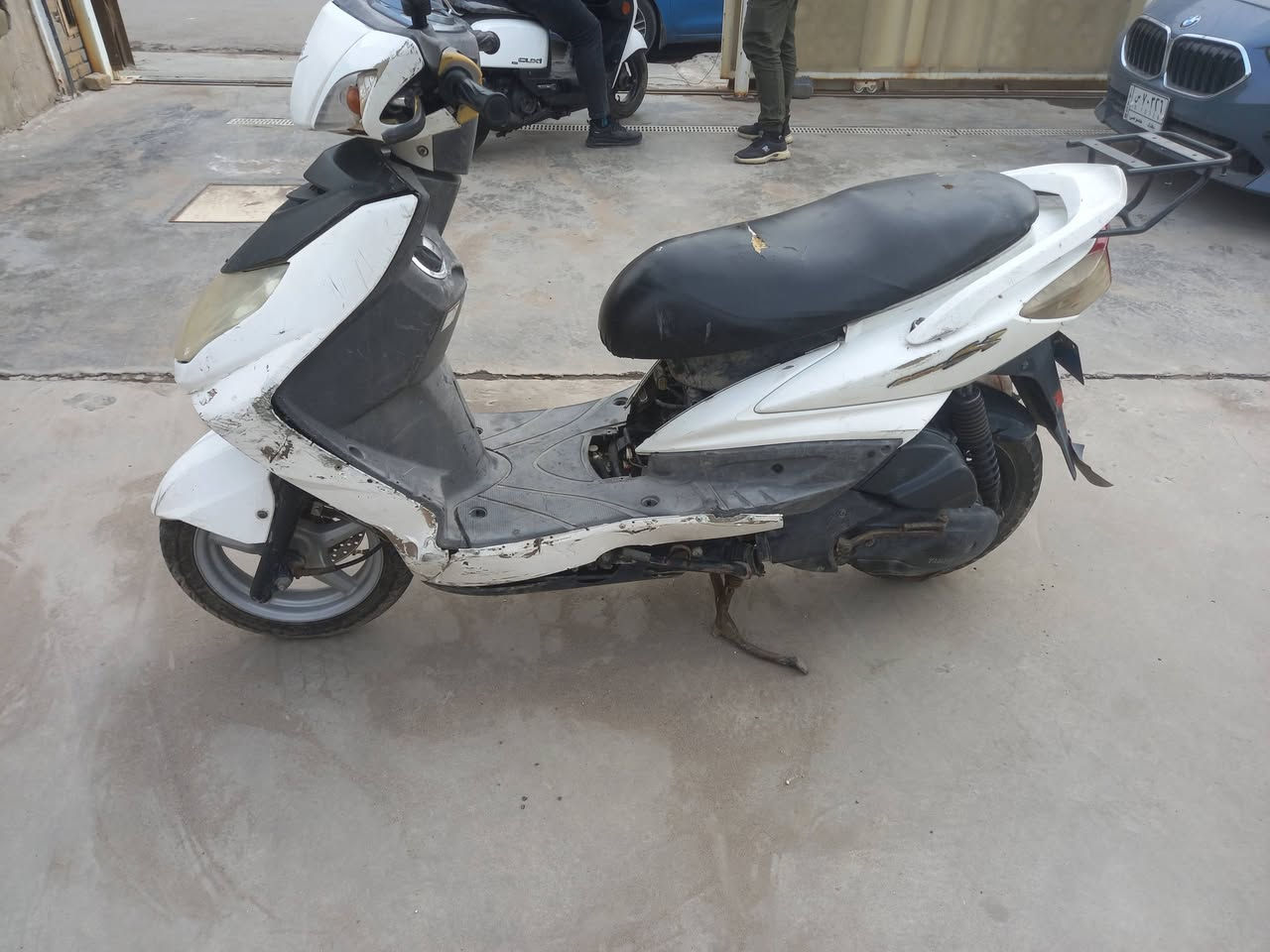 سكنس نوزل فحل ياباني مكينة خير من اللة نص نكرة ابي وقت عوفة شهر وشغل نص نكرةلاصرف ولاتبخير تايرات جدد خلفي امامي نقص كيلو متر ولايت لامامي وكفرات تعبانة وكلج أمامي بية صوت السعر قفل 250ابيع كوم حديد مكاني كم سارة او زعفرانية ***********
