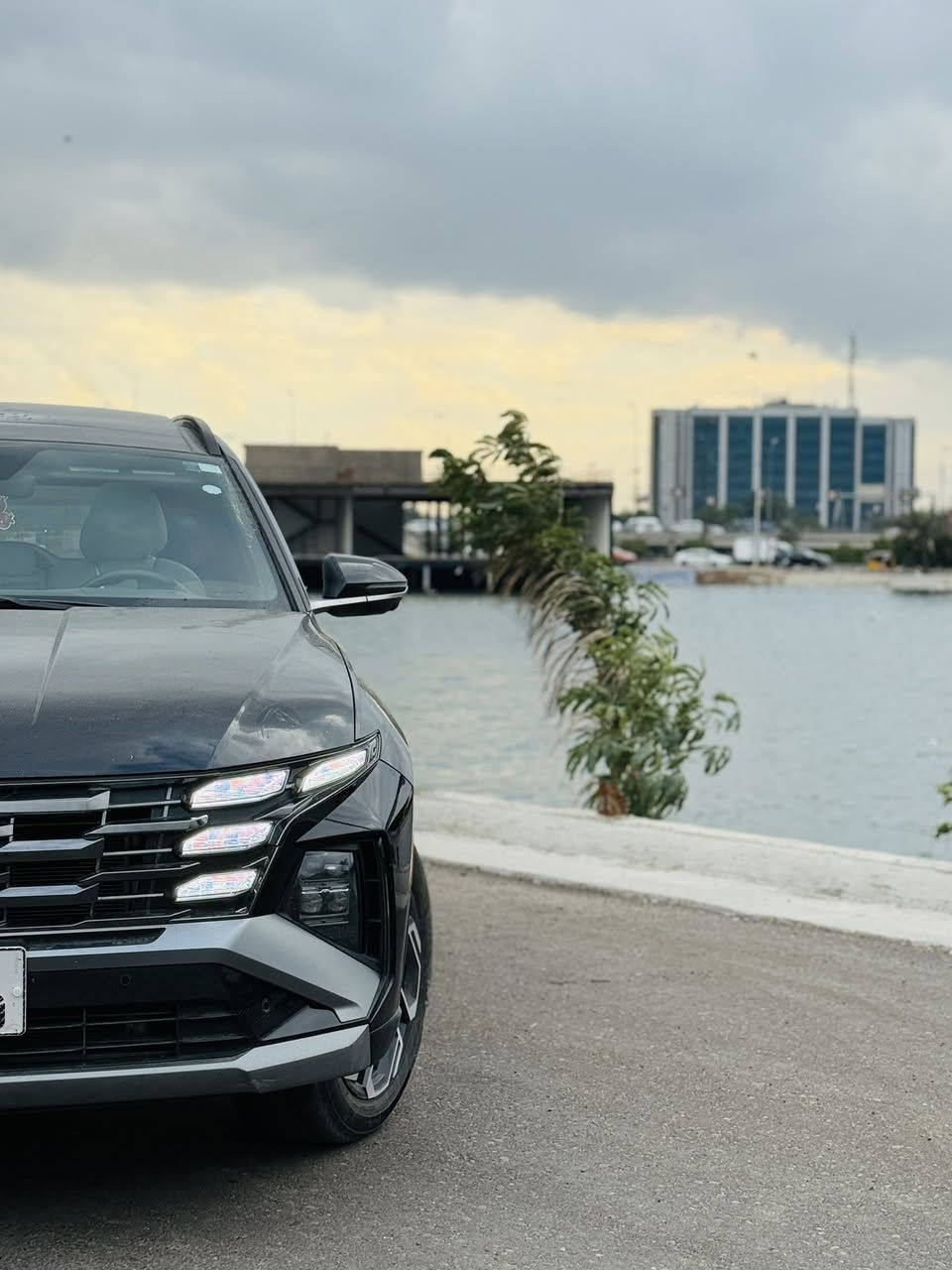 السلام عليكم للبيع قطعه نادره
السياره استيراد خاص
اعلى فئة توسان‏.............. LIMITEDVIP
موديل 2025 امريكي زيرو سياره ماشيه فقط 7000
مواصفات سياره كلش هواي ومتخلص

السياره تتقدم وترجع بالبصمه
السياره بيه داتشو تعرض على جامة سياره
كير سياره يجي تعليك مشابه للمارسدس
سياره فور ويل وليس تو ويل
خزن ميموري للكشنات
مري قلاب عنده الرجوع
بصمة تشغيل 
بصمة أبواب لمس دخول ذكي 
بنوراما على طول السيارة 
صندوق كهرباء شفط 
كامرات 360 درجة
 ( جانبية - أمامية - خلفية ) 
كامرات مع الأشارة 
تبريد وتدفئة بالكشنات كشنات أمامية وتدفئة بالكشنات الخلفية
رادرات وسياقة ذاتية 
الكشنات الأمامية كهرباء 
أضواء محيطية متعدد
كشنات خلفية هيتر 
مرايات تعتيم ذاتي 
أبل كار بلي 
أندرويد أوتو 
شاشة دجيتل 3 أشكال للقيادة 
أشاير ترحيب 
أضواء أمامية LED زنون 
أضواء خلفية LED
نظام سماعات BOOSكلش عالي
فول أوامر صوتية 
جامات أوتو 
قطعتين تبريد 
إشارات ب المري 
شفتات ستيرن 
تحكمات ستيرن 
هاند بريك بصمة 
شحن واير ليس 
منافذ شحن 
أوتو هولد 
تشغيل عن بعد 
السيارة أوتو بارك 
حساسات أمامية 
حساسات خلفية 
گير ٣أنظمة أيكو وسبورت ونورمل 
رادار أمامي 
رادار خلفي 
رادار جانبي 
نقطة عمياء
وبعد بيه كلش هواي مواصفات حادث سياره قطعتين صبغ وبيه سونر سياره سياره جديده جدا دهن جديد مبدل تاير مشلن الاصلي مال شركه السياره رقم بغداد بسمي تحويل ثاني يوم بالعافيه على ياخده
مكاني بغداد

‭0773 489 8688‬
***********
‏‭0787 652 9128‬وتساب
