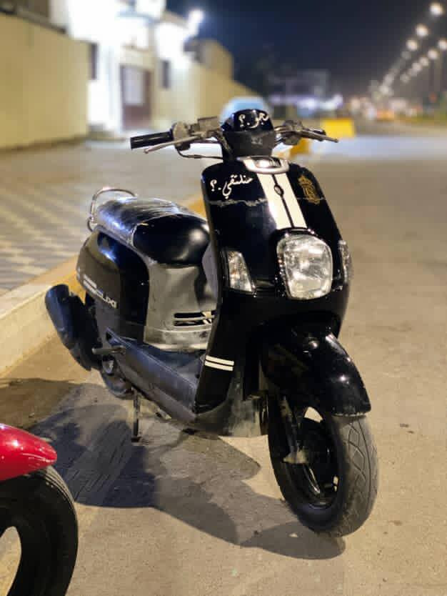 السلام عليكم شباب بوليس للبيع دراجه نضيفة مناقصهة شي كلشي شغال كهربائيات شغالة مكان ديالى بعقوبة بهرز الاتصال على رقم او ستفسار خا ***********
