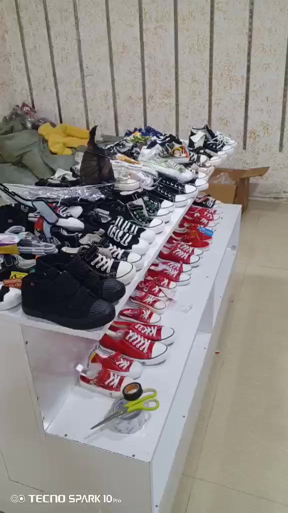 دووکانم قەپات کردوە ئەو بابەتانم هەیە هەموو پیکەوە دەفرۆشم پارجەی 2هەزار ئەوەی ویستی لە خزمەتم تکایە هەموو پیکەوە دەفرۆشم ***********
