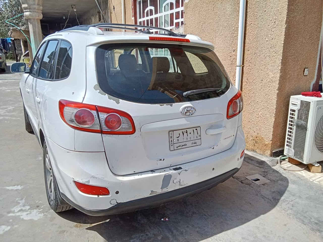 🔥 فرصة مميزة للبيع 🔥
🚗 هونداي سنتافيا 2011 وارد امريكي

📍 رقم بغداد (( 79016 )) مفتاح خط عراقنا يعني مميز
👤 السيارة باسمي (تحويل مباشر فوري)

✨ المواصفات والحالة:
✅ محرك 6 سلندر (3500)
✅ كير ومحرك بحالة ممتازة (خير من الله)
✅ تبريد وتدفئة ممتازة (خير من الله)
✅ تخم تايرات جديد قبل شهر (شاهد)
✅ تبطين كامل (كاعية) جديد درجة أولى
✅ حدادية صدر جديد
✅ السيارة جاهزة بالكامل وما تحتاج أي صرف

💯 سيارة نظيفة ومهتم بيها وجاهزة للاستخدام اليومي

💰 السعر:132$ (قابل للتفاوض البسيط)
مكان السياره : ديالى 

📞 للتواصل والاستفسار:
***********

⏳ البيع مستعجل وللجادين فقط
