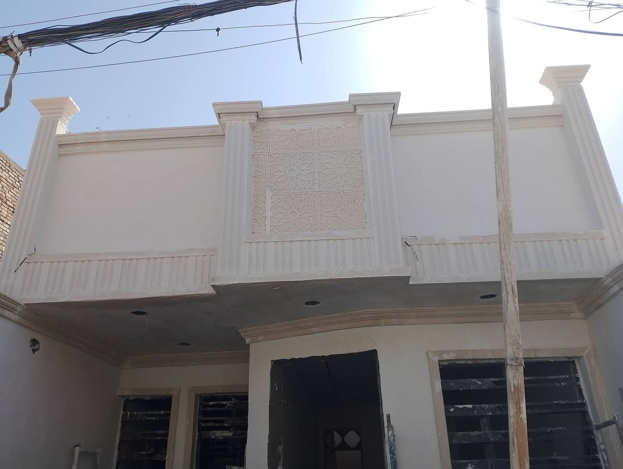 خلفه متفرغ حاليا لبخ سمنت ناعم خشن تصفير مساطر نثر تقليف لواجهات بلحجر كوبلنان وطلس  وصبغ كافت انواع الواجبات شقل درجه اولى ***********
