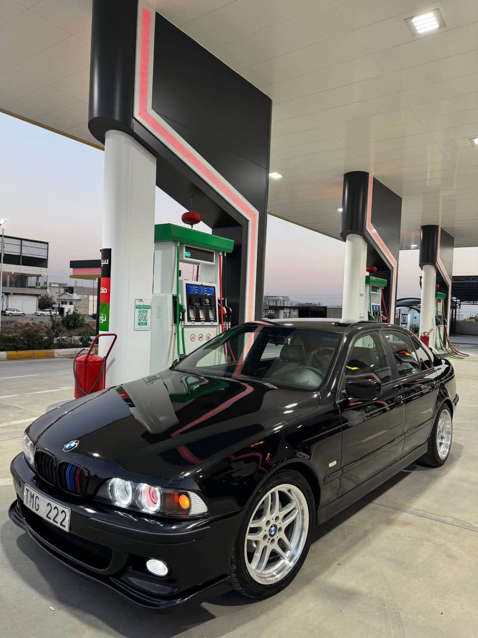 بیلاد Msport
ماشاءالله لەماڵی هەموولایەک 🤲🧿مۆدیل2003مەکینە 525i دەبڵ دجیتال دەبڵ گێڕ.
Abs بەشەرت 
.سوکان بیلاد .جام ئۆتۆ و شەباح کوشین  .سیسەم .سیاحی . هیتەر 
  مەنەفیست ئەسڵی ابراهیم خەلیل 2021داخڵ بوە. زۆر خاوێن ماوەتەوە .  بۆیاخ سەخفو حیزام بەشەرت  
 .بەردی گزۆز ماوە 
مەکینە گیر تەبریت ساردوگەرم براوەو موس بەشەرت .کارەبای بەشەرتی کۆمپیتەر  ماشاءالله سەیارەکەزۆر  لەرسمەکان جوانترە    
شوین رانیە 
*********** Singapore

