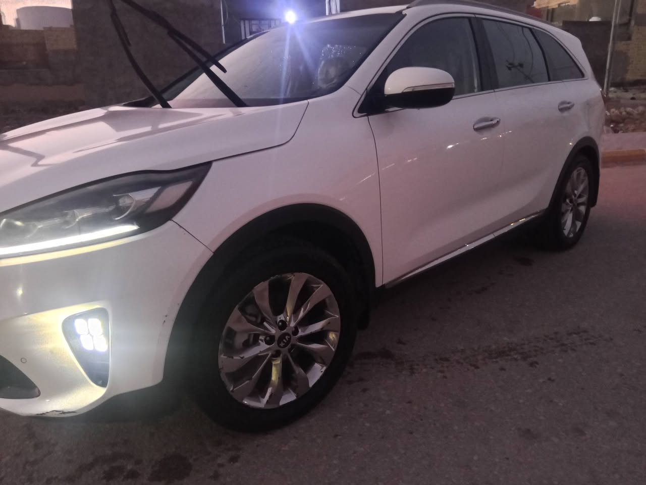 سلام عليكم ( بيع او مراوس)سياره نوع سورنتو موديل 2019خليجي فول بصمه شاشه كامره حساسات امامي خلفي  تحكم ستيرن جهتين شاير مري مري شفط كشنات كهرباي جلد مانع نزلاق مثبا ت سرعه خمسه ويل كب كشاف زنون 6ستندر 7راكب 3قطع تبريد جنطه كهرباي كفاله كير مكينه حداديه تخم تاير تبريد ( كفاله عامه من ضربه او تبديل او صبغ او بارد او فتح ) العنوان السماوه السعر 250 وبيها مجال للطيبين رقم *********** الهاتف
