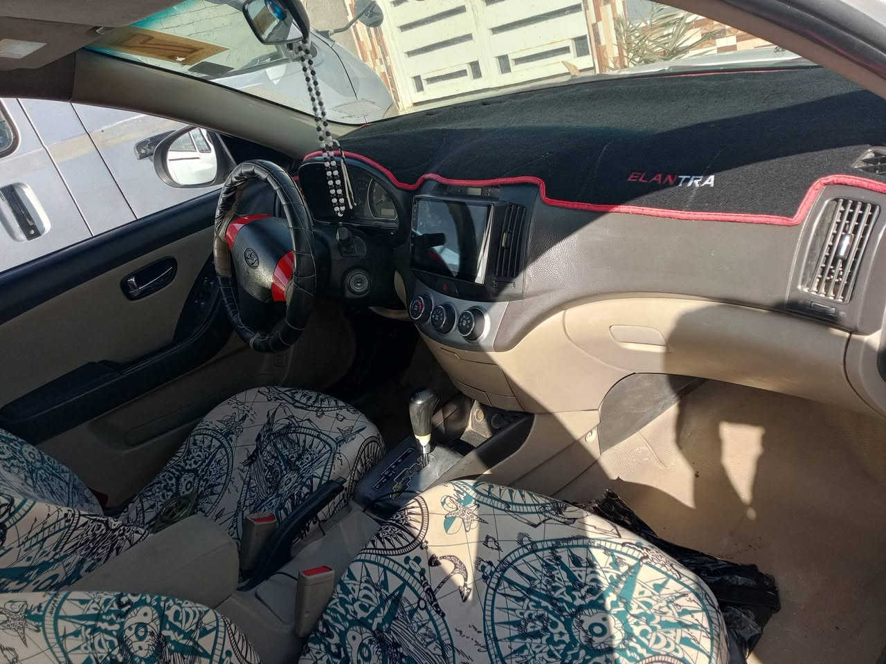 السلام عليكم انترا مقدس 2011 سياره قطعتين فقط بيبان سياره بأسمي سنويه 2030 مكينه حاويه جديده وكير جديد تبريد تدفئه  مكاني نجف العباسيه
‏‪0789 039 3731‬‏
