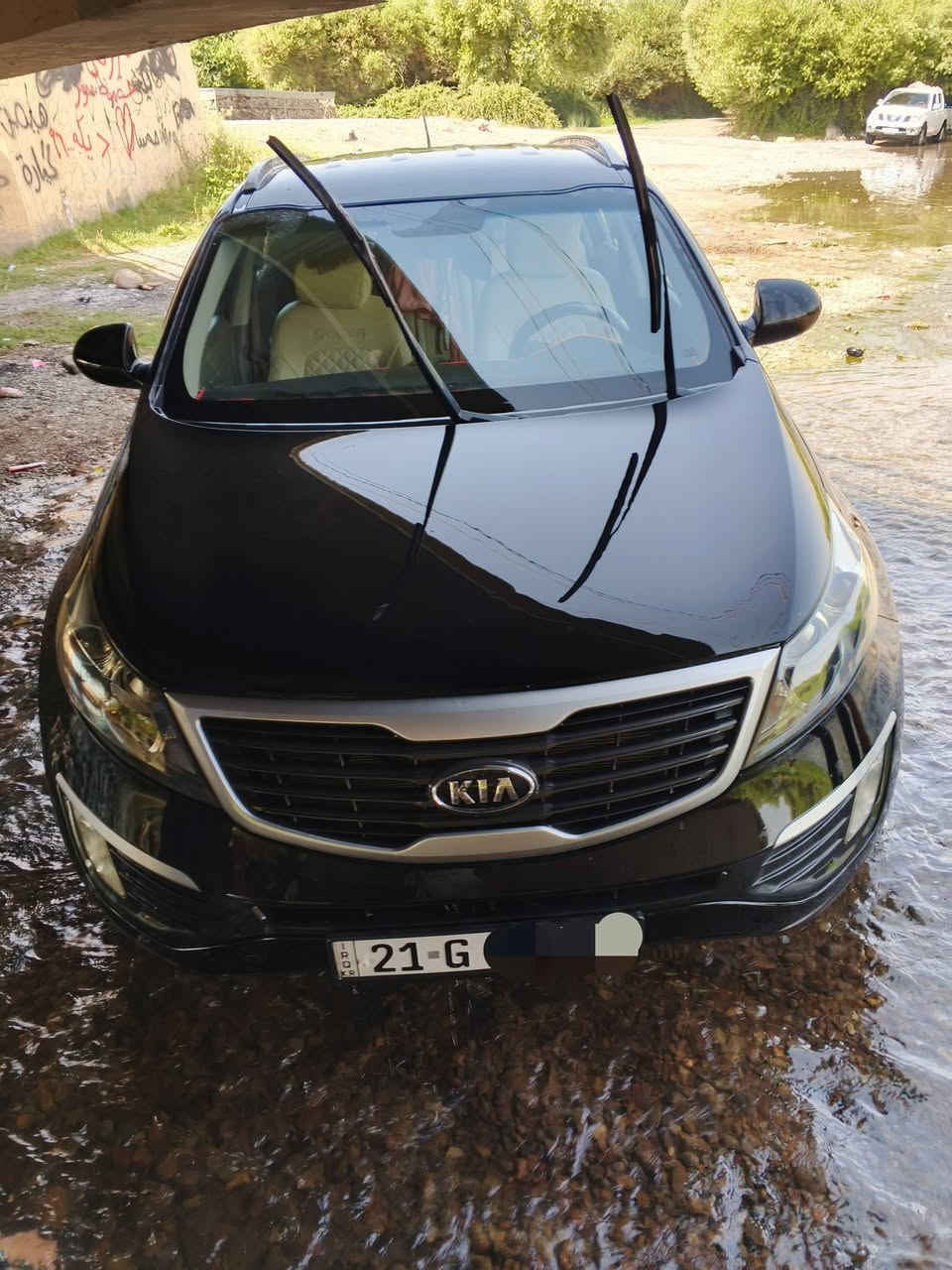 سلام عليكم سبورتج خليجي
 للبيع موديل 2011 رقم سليمانيه الدولي بأسمي تحويل مباشر سياره نضيفه حيل محرك وكير خير من الله لا تبخير ولا تنقيص تبريد ثلج محرك 4 سلندر 2000 بيها قطعه وحده صبغ بدون تبديل السعر 130 مجال بسيط الاستفسار على
رقم الهاتف ( *********** )  العنوان بابل قضاء المحاويل
أخوان رجائن أنتبه ع سونار فقط الشراي يتصل
