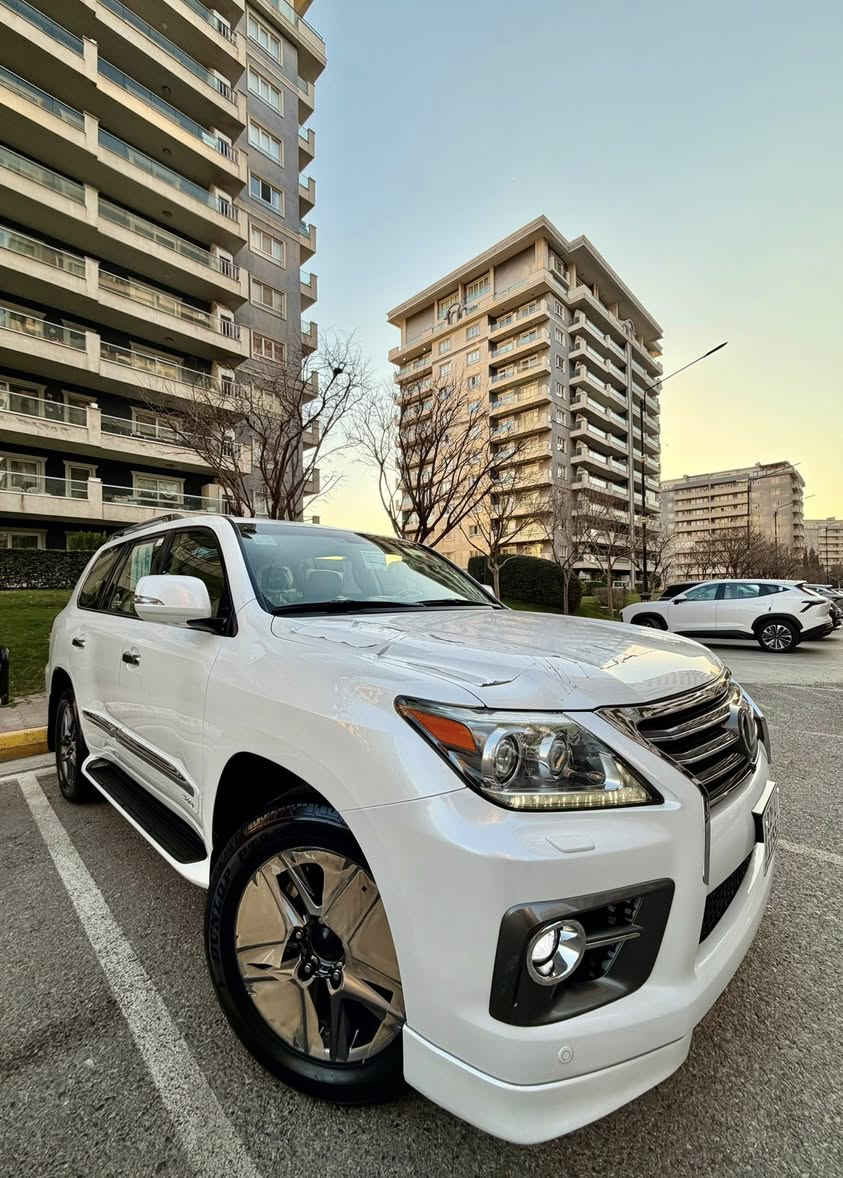 Lexsus _LX570_ 2015 _ 80,000km🪬

اللَّهُمَّ صَلِّ عَلَى مُحَمَّدٍ وَعَلَى آل مُحَمَّدٍ

ليگزيز  موديل ٢٠١٥ (LX570)
سياره مواصفات (بريمي اصلي)
سياره ماشيه (80,000) كيلو
سياره مكفوله كفاله عامه كلشي
بدون صبغ + بدون بارد + بدون حالوب
بدون + شخوت ماشاالله سياره جديد 

🧩سياره حتا غراضات موجود 
(هيدفونات + عرضيات + كل  موجود
داخل _ بيجي + ماشيه (٨٠) + موصفات بريمي + محرك 8 سلندر +

🎲مواصفات سياره
بصمه + النزيلاق + شغال + كشن جلد 
كشنات تدفيه + كاميرات + ثلاجه + زينون
باب وراء شفط +نظام ايكو + سبورت +

🪬محرك و گير كل بشرت
ما مفتوح بشرت 
سياره حيل جديد نظيفه كلشي عاي بلادي 
سياره مابيها دينار مصرف 

🧿نظافه ١٠٠٪ كامل سيرفس بدون نقص و بدون مصرف سياره اي نقص مابيها
4 أيطارات جديدة تحتها
تاير وويل بيلادي شريكه
حتا تاير (دنلوپ) أصليه
نفسي

📍نفسي يوم /تحويل وكاله حاظر
مكان / داخل سليمانيه
سعر/475$ ورقه 
م/ ***********📲
