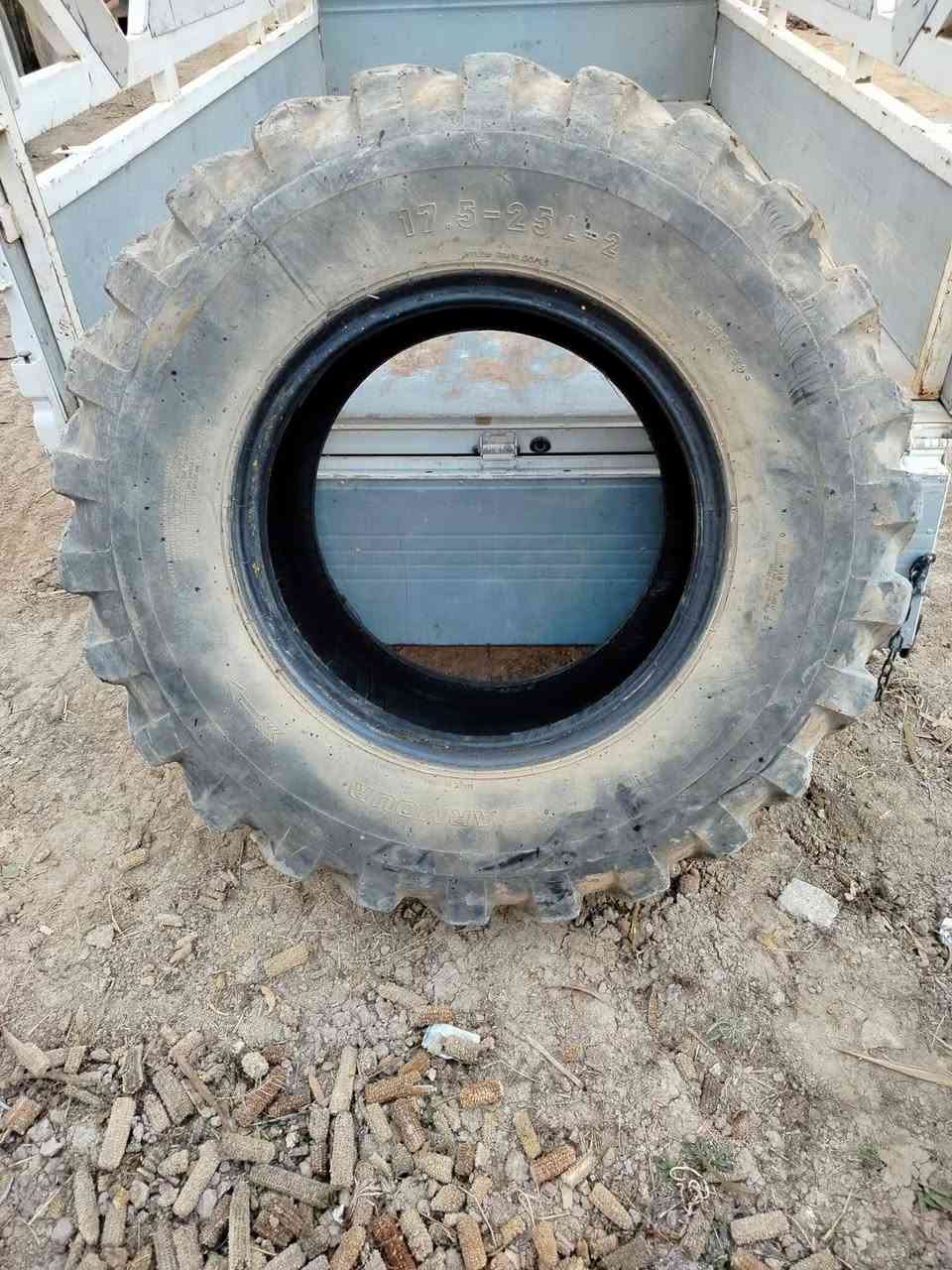 سلام عليكم من رخصة مدير الكروب تايرات عدد 4 ثنين ويل وثنين بدون ويل للبيع الاستفسار اتصل على ***********
