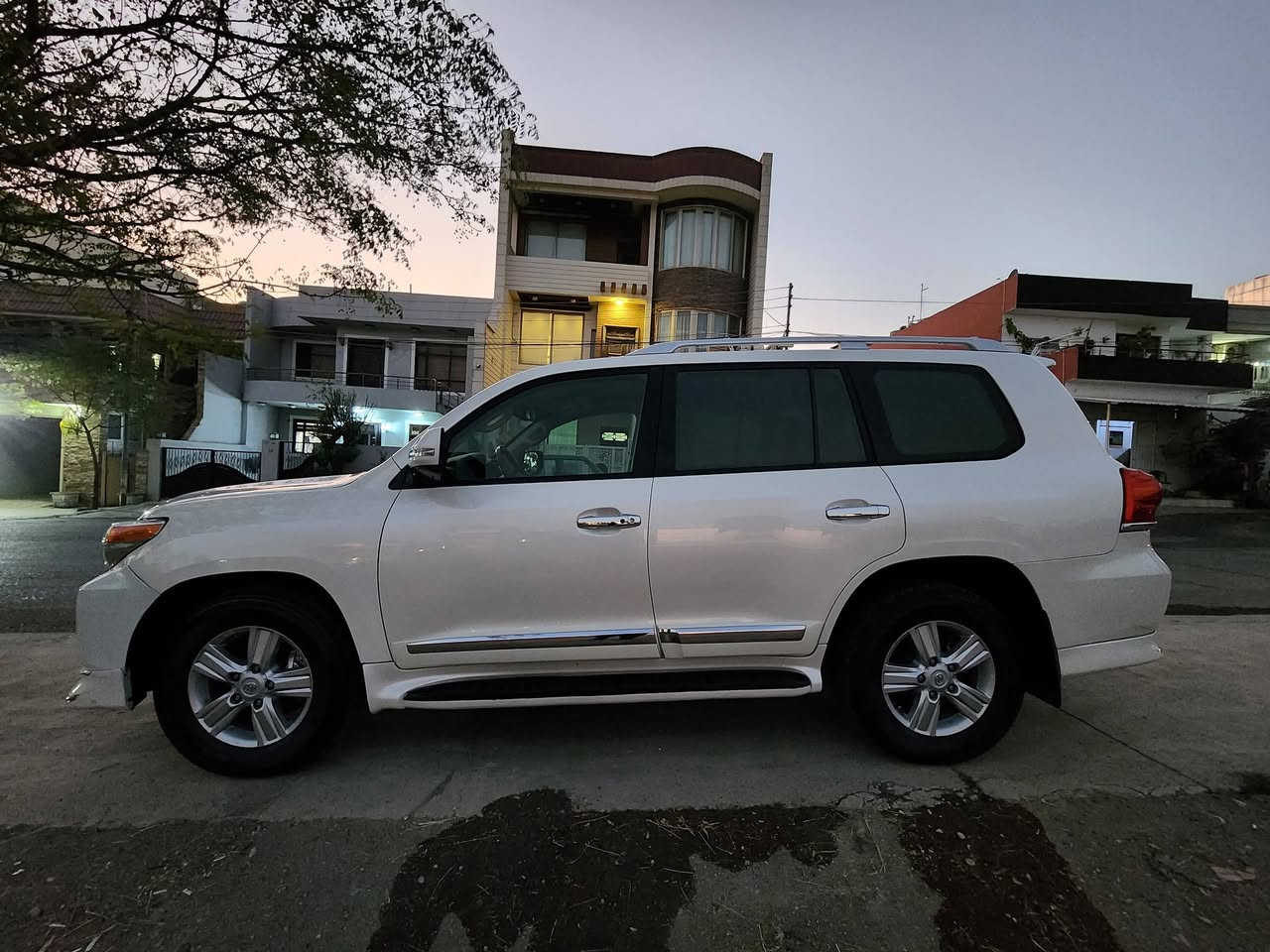 للبيع +مراوس موديل ٢٠١٤ بريمى ٦تبق صبوخ ٣٥٠ $بیهامجال ***********
مکان سلیمانیة
