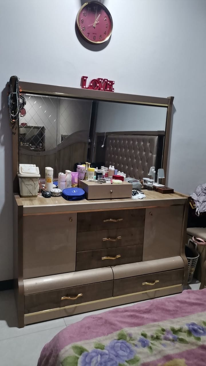 غرفه نوم تركيه نظيفه وتكامه ب 750 مكاني الدوره


**إذا كنت صاحب هذا الإعلان وتريد حذفه لأي سبب، رجاءا أرسل رسالة إلى الدعم الفني**