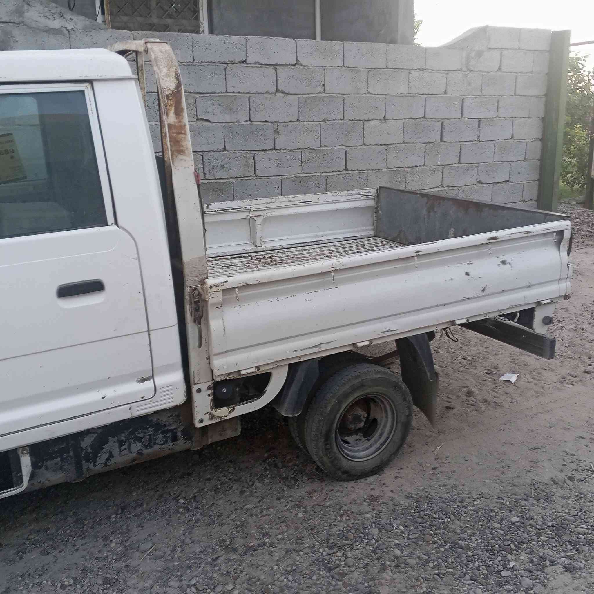 السلام عليكم كيا دبل قماره موديل  1994
سياره خير من الله سياره مكفوله من كلشي 
محرك كير اكسل صدر شاصي مكفول 
سياره بلاديه على وضع الشركه 
رقم انبار 
سعر 68وبيها مجال 
للاستفسار على رقم /***********
***********
مكلف بل نشر
