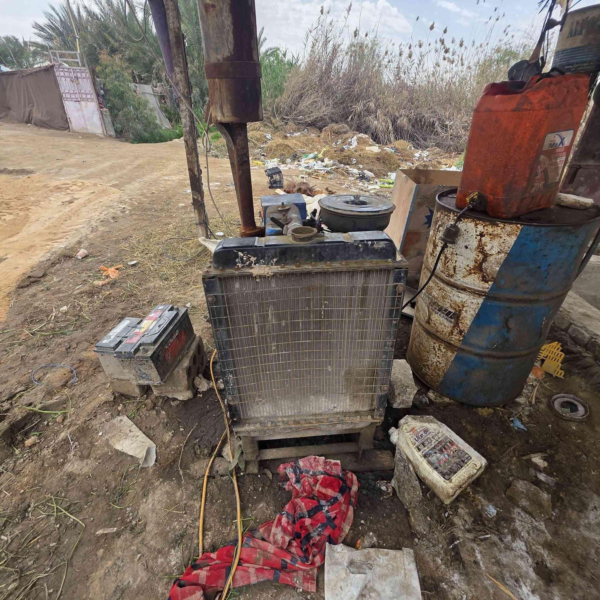 مولده 2بستم شغاله 70 امبير مكاني نجف العباسيه سعره 1،600
***********
