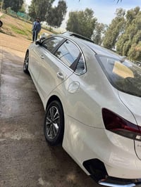 كيا k3فول مواصفات موديل 2024علي وضع الشركه مدوشمه ارضيه وكشنات ماشيه 1...