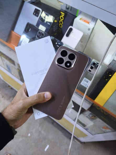 السلام عليكم 

شاومي 15 تي

ذاكره 512
عشوائيه 12

شاشه امولد 120 هيرتز

معالج دايمنستي 8400 الترا

بطاريه 5500 مللي شحن 67 واط

للبيع السعر 510

عنوان بغداد الحسينيه
رقم ***********
