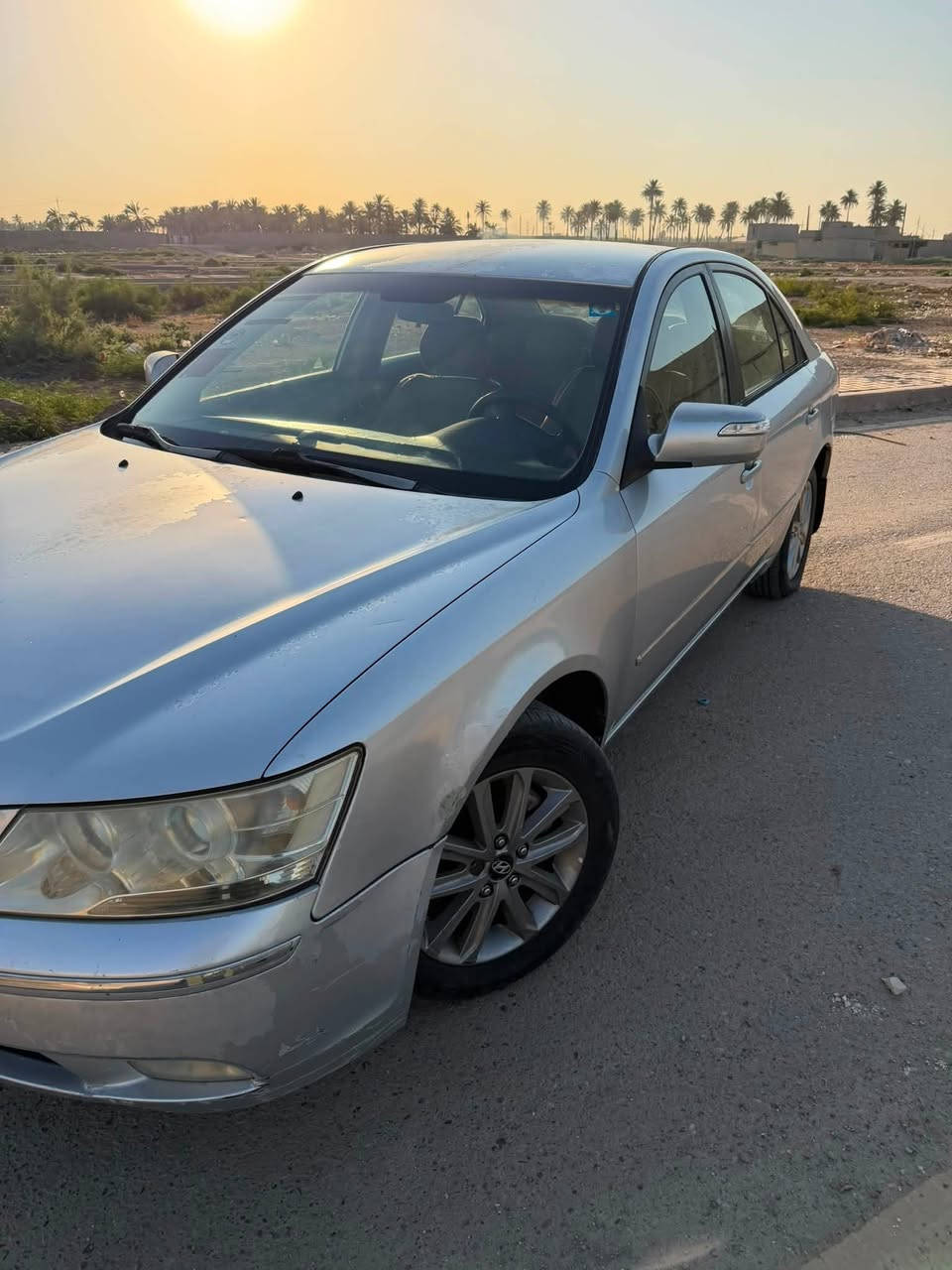 السلام عليكم سوناتا خليجي للبيع مكينه 2.4 بغداد باسمي تحويل ثاني يوم رقم انكليزي
مكينه وكير مكفولات 
تخم تاير جديد وتخم ويل جديد
مسويلها ادامه كامله 
ماشيه 127 حقيقي السياره من 2010 اني منزلها 
تبديل جاملغ امامي وجراد بسيط
 السعر 108 وبيها مجال للاستفسار *********** مكان السياره بغداد

