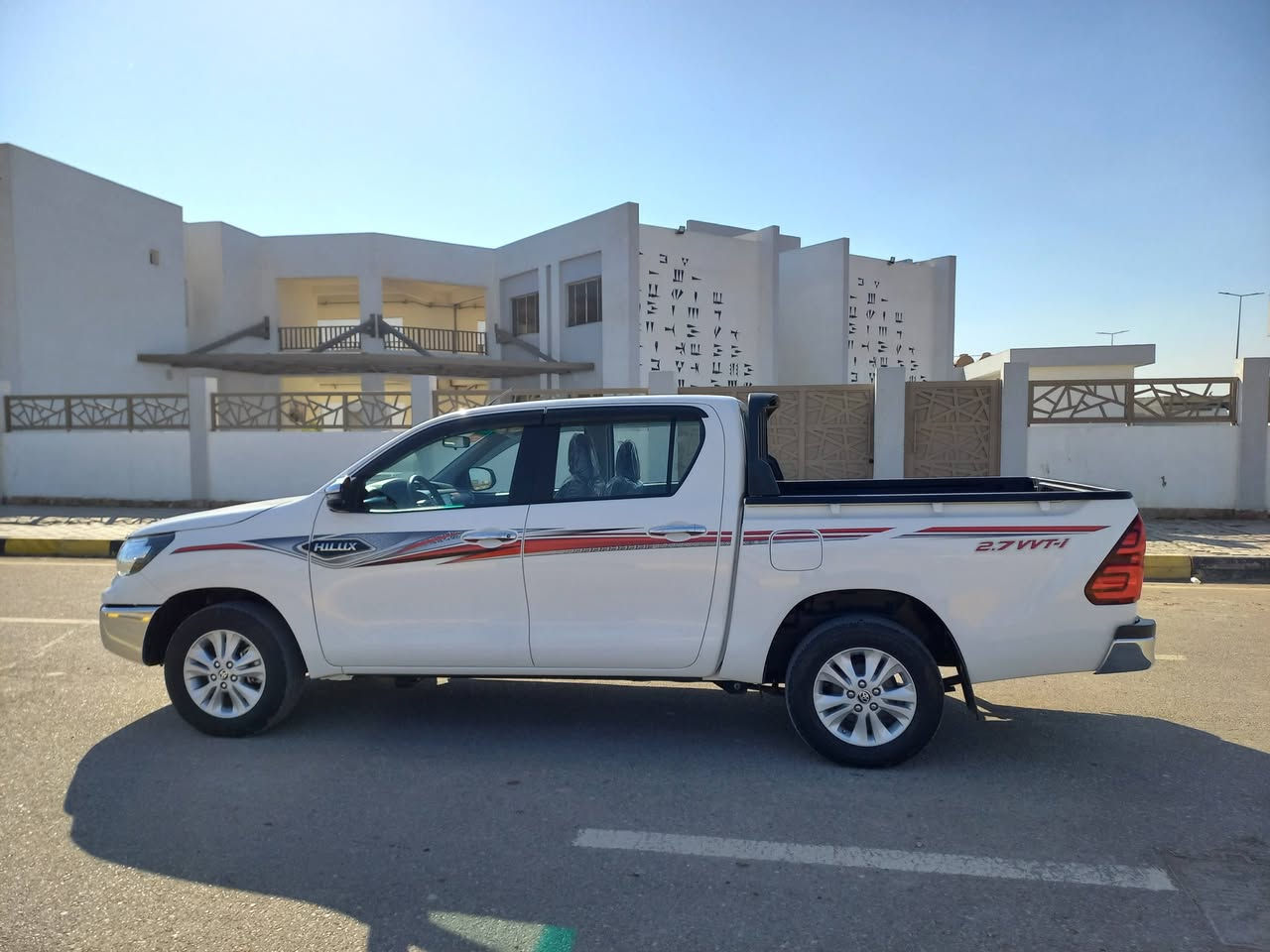 للبيع بيكم هايلوكس ٢٠٢٤ ساز اوتماتيك رقم اربيل  
كشنات تدفئه وتبريد بصمه ماشيه ٤٠ الف بسم شركه 
               ***********    *********** واتساب + اتصال 
السعر ٢٩٥ وبي مجال  بيع او مراوس
