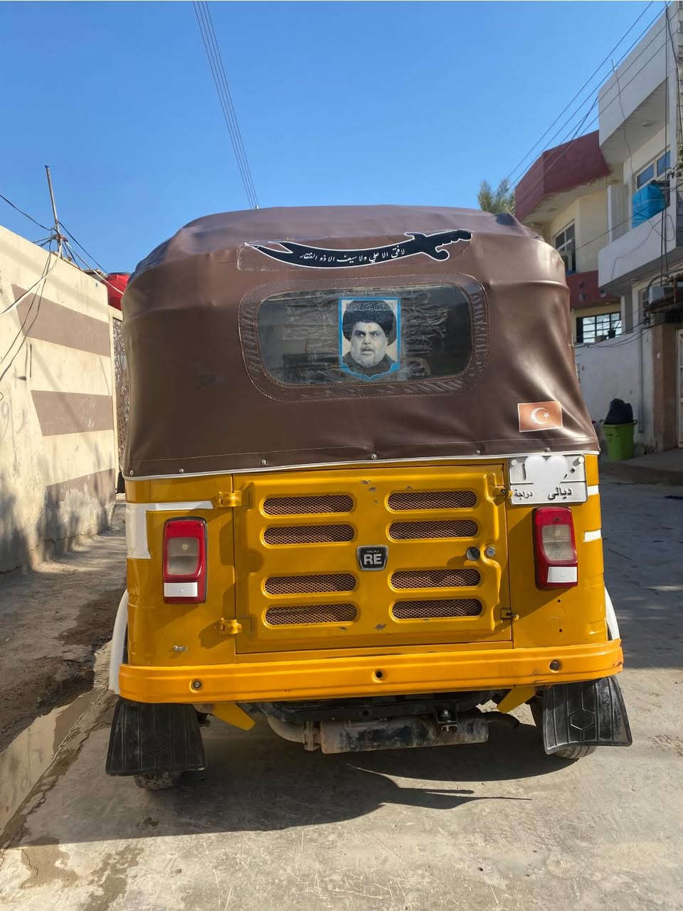 اعادة نشر بسبب الوعود الكاذبه.
تكتك ٢٠٢٠ 
لوحه وسنويه ب اسمي تحويل ثاني يوم .
تجفيت كامل جديد التكتك خير من الله .
تخم تايرات جديد .جگ سبير جطلات كهربئيات مكينه كلهه تمام 
مكفوله من الغرامات 
سعر ٦٥٠٠ وبيها مجال قليل للشراي .
***********
