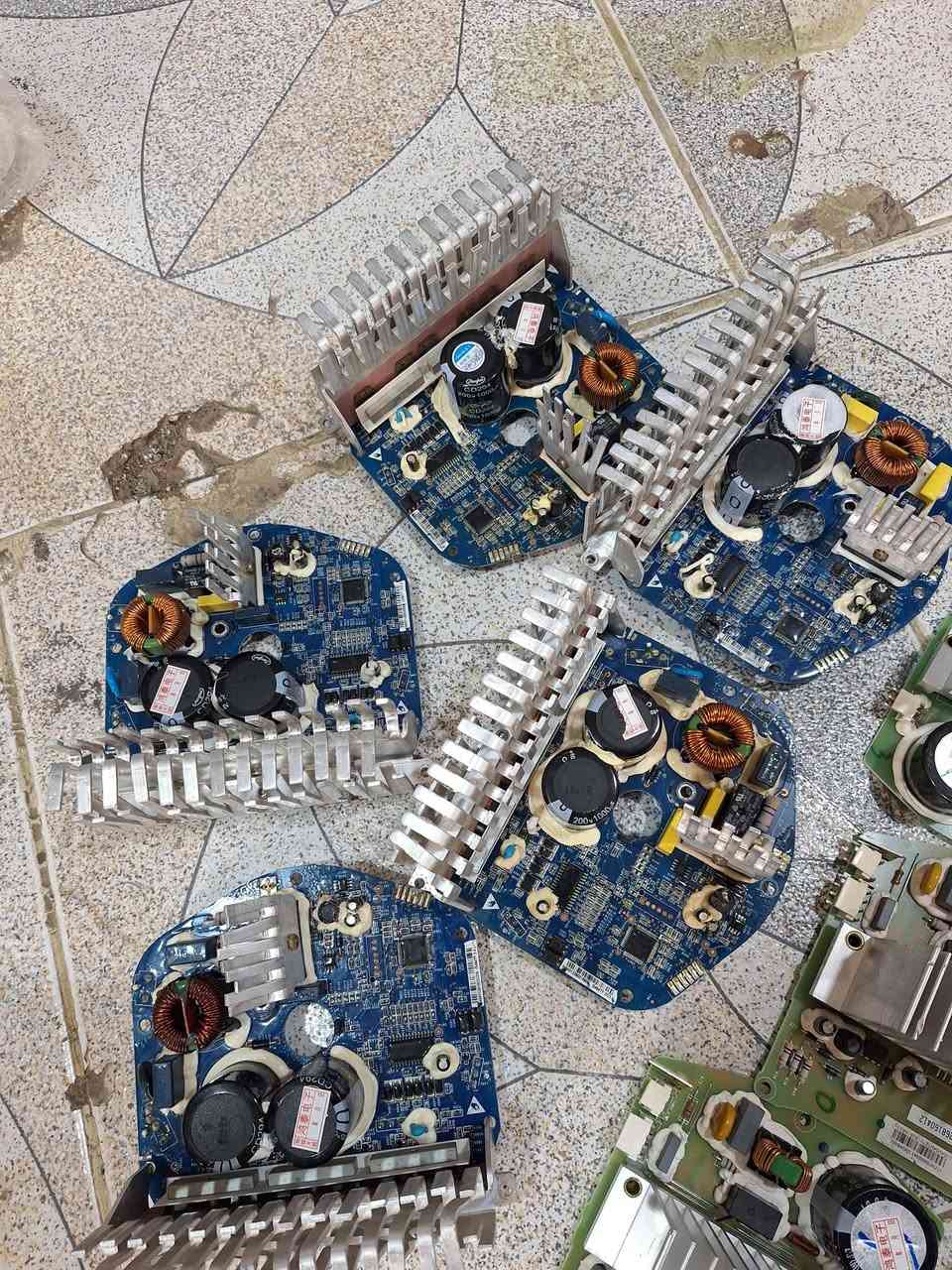 #وەرشەی ڕانیە بۆچاکردنی ئامێیرە #جلشۆر و قاپشۆر  #سلاجە لە ماڵەکانتان

✅پێیویست بەهێنانی #ئامیرەکە ناکات بۆ وەرشەکەمان خۆمان لەماڵەکانتان بۆتان چاک ئەکینەوە

⚠️ئەگەر پارچەی #غەسالەکەت دەست ناکەوێت پەیوەندیمان پێوە بکە رەنگە لای ئیمە هەبێیت 🤔زۆربەی پارچەی

یەدەگی زوربەی مارکەکان لامان دەست دەکەوێیت بە زەمان بۆ هەموو پارچەکان بە تاک و کۆ  گەیاندنمان هەیە بۆ سەرجەم شارەکان

۱.قفلی هەمو مارکەکان جلشۆر
۲.واترپەمپ هەمو جۆرەکان
۳.حاسەی ماتۆری ئیلجی گەورەو بچوک
٤ .قاچی غەسالە
۵ .قایشی دەرگا
٦.فەحمە
۷.یەدەی دەرگای  ئیلجی بیکو دایۆ فیستیڵ
۸.خەریتەی ئارچلیک هەرسێی جۆرەکەی
۹.دیسپلەی ئیلجی
10.خەریتەی زۆر بەی مارکەکان

***********
Telgram_whatsup_viber:***********
