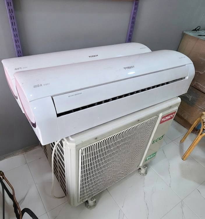 سبالت توسوت حجم  ( 2 طن ) عدد 4 اجهزه 
نظافه 💯 تدفئة تبريد 
بلاديات بدون اي تصليح شرط برغي مامفتوح بيهن 
ملحقاتهن كامله بوراي قاعده وايرات ريمونت
غازهن مقفول ومغسولات الاجهزه  وجاهزات من كلشي يعني تشد وتترحملي 

سعر الجهاز 550 نهايته 
واذا شلع بيهن مجال 

📍مكاني بغداد قريب الشعب بوب الشام 
📞للاتصال بالرقم ***********او وتساب
