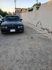 سياره موديل٣ ٩ بيم ٧٣٠ سياره جاهزه بيهه الكير عل بك مايجي بس ليكدام طي...