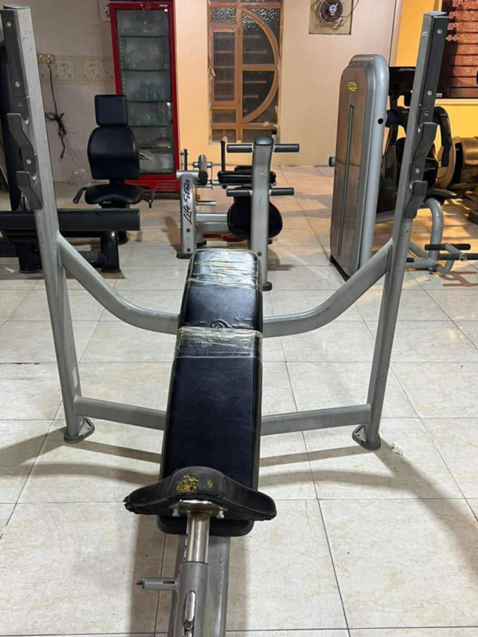 مساطب أسفل ومستوي وأعلى 300 دولار


**إذا كنت صاحب هذا الإعلان وتريد حذفه لأي سبب، رجاءا أرسل رسالة إلى الدعم الفني**