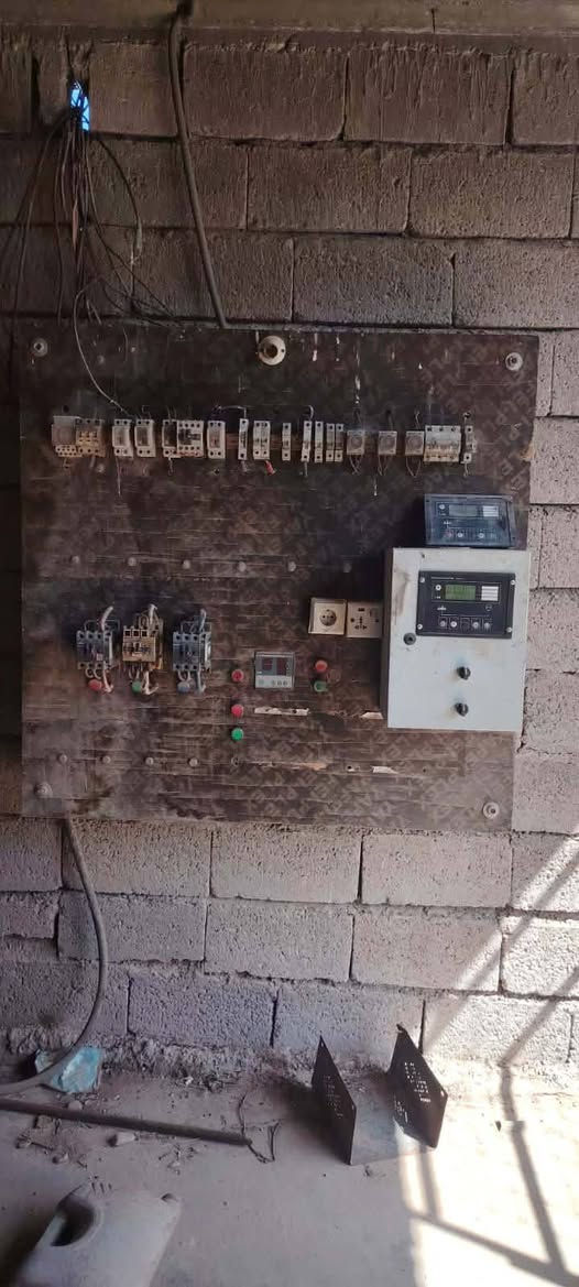 السلام عليكم يوجد مولد افيكو 6 سلندر شغال نكرة سلف مع راس توليد 62 مع لوحة تحكم تشغيل ذاتي  سعرو مناسب 16 ورقة كامل بدون صرف


**إذا كنت صاحب هذا الإعلان وتريد حذفه لأي سبب، رجاءا أرسل رسالة إلى الدعم الفني**