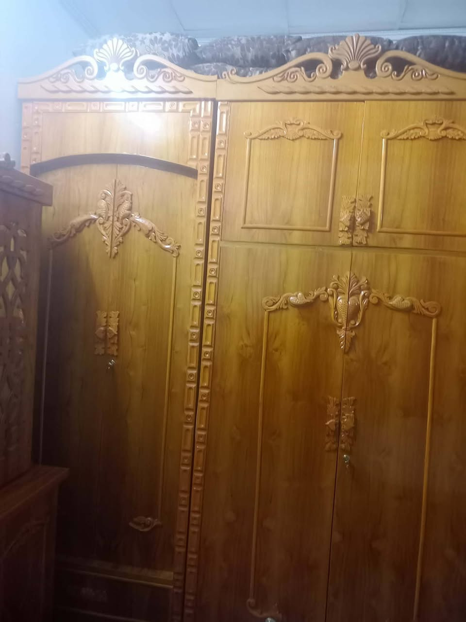 غرفه تاج علي سعر ٩٠٠ ***********
