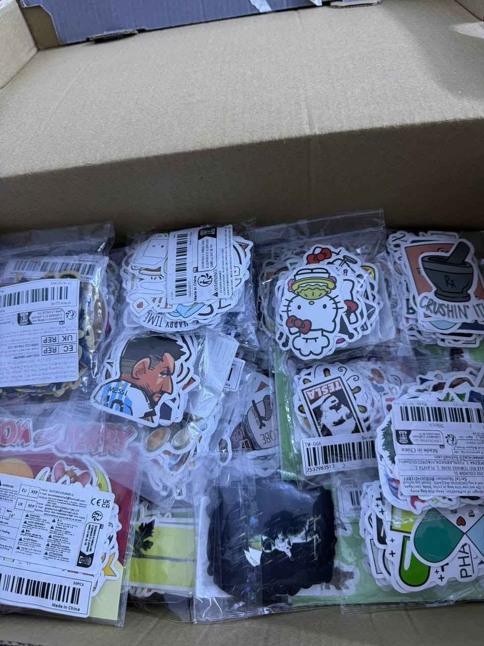 مرحبا 
متوفر كتر بلوتر قياس ٦٠ سم نضيف جدا شرط الفحص مكاني ديوانيه 
*********** متوفر واتساب
